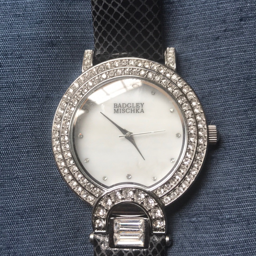 Badgley Mischka pave embellished watch EUC - Picture 1 of 12